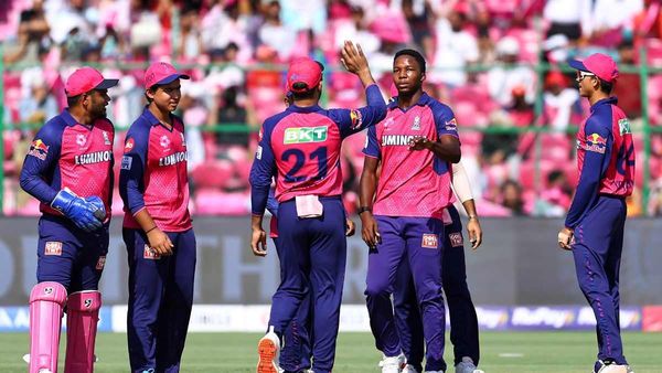 RR IPL 2026: राजस्थान रॉयल्स से वैभव सूर्यवंशी रिलीज या रिटेन? सैमसन सहित 9 खिलाड़ियों को किया बाहर