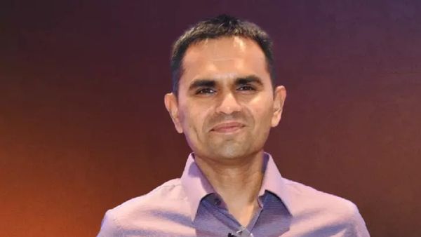 समीर वानखेड़े ने कोर्ट में दाखिल किया जवाब, शाहरुख की सीरीज 'बैड्स ऑफ बॉलीवुड' के किरदार की गिनाई समानताएं