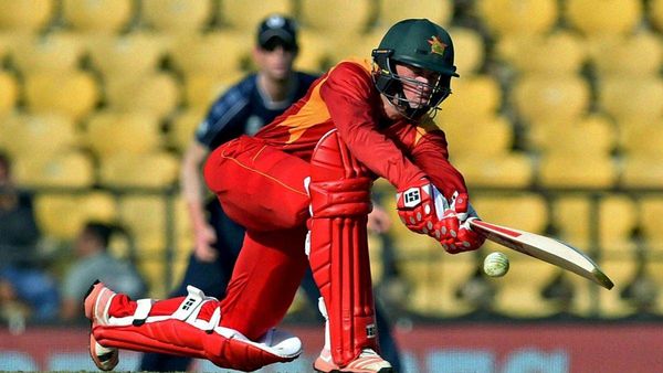 9000 रन बनाने वाले दिग्गज का करियर एक मिनट में खत्म, ज़िम्बाब्वे क्रिकेट की अहम घोषणा, कारण जान पकड़ लेंगे सिर