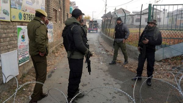 Nowgam Blast: नौगाम में क्यों खतरनाक साबित हुआ 360 किलो विस्फोटक? 'फरीदाबाद मॉड्यूल' से क्या है कनेक्शन?