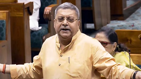 कल्‍याण बनर्जी के SBI अकाउंट से धोखेबाजों ने उड़ा लिए 57 लाख रुपये, कैसे TMC सांसद को पता ही नहीं चला?