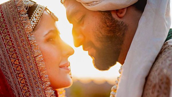 Katrina Kaif-Vicky Kaushal Baby: जन्म लेते ही कितने करोड़ का वारिस बना विक्की-कटरीना का बेटा?