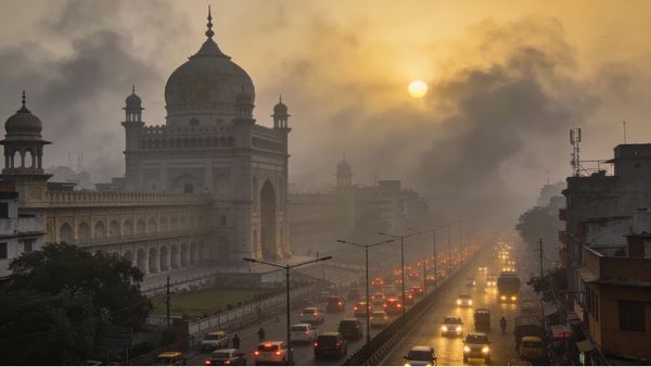 Lucknow School Timing Change: लखनऊ में दो दिन कोहरा ढाएगा कहर! क्या बदला स्कूल का टाइम?- चेक करें यहां