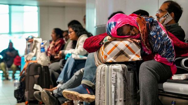 Airline Advisory: सावधान! आज फ्लाइट्स भरेंगी देर से उड़ान? एयर इंडिया-स्पाइसजेट ने जारी की एडवाइजरी