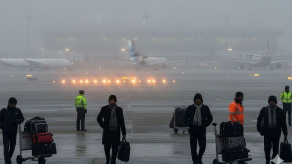 Airline Advisory: IndiGo-Air India ने जारी किया अलर्ट, एयरपोर्ट जाने से पहले चेक करें ये जरूरी अपडेट