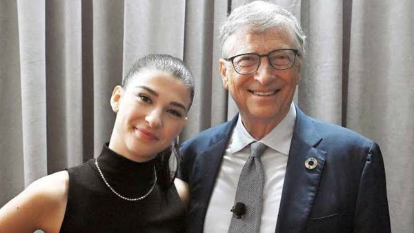 Bill Gates: 99% दौलत के बाद बिल गेट्स ने बच्चों से छीना एक और हक, बेटी Phoebe ने किया चौंकाने वाला खुलासा