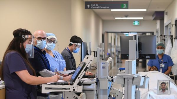 Canada Prashant death: गिड़गिड़ाती रही पत्नी लेकिन नहीं मिला इलाज, कनाडा में भारतीय इंजीनियर की दर्दनाक मौत