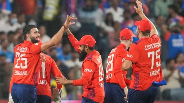 इंग्लैंड ने टी20 वर्ल्ड कप के लिए किया मजबूत टीम का ऐलान, चोटिल खिलाड़ी भी शामिल