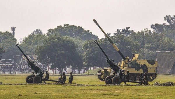 Defence Sector में आने वाला है 80,000 करोड़ के ऑर्डर का तूफान! सेना के लिए क्या है मोदी सरकार का मास्टर प्लान?