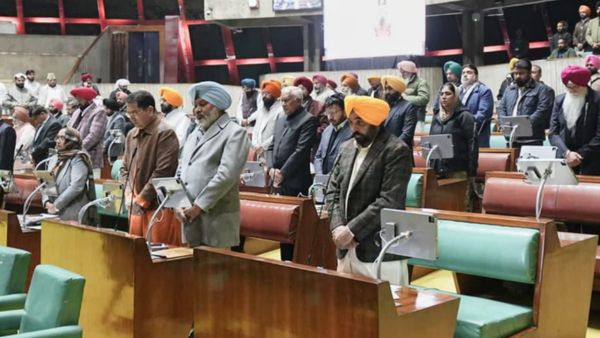 पंजाब विधानसभा में AAP सरकार ने MNREGA में बदलाव के खिलाफ प्रस्ताव पारित किया