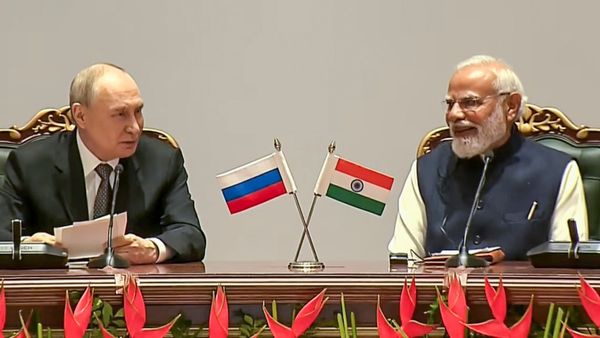 Putin India Visit: 'PM मोदी जादूगर हैं', पुतिन ने बिज़नेस फोरम में की भारत की जमकर तारीफ, क्या-क्या कहा?