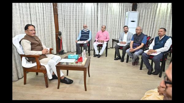 Chhattisgarh News: रायपुर में अगले महीने होगा साहित्य उत्सव, जुटेंगे 100 से अधिक साहित्यकार