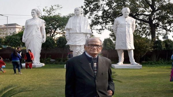 Ram Sutar Passes Away: स्टैचू ऑफ यूनिटी बनाने वाले राम सुतार का निधन, कहे जाते थे मूर्तिकला के जादूगर