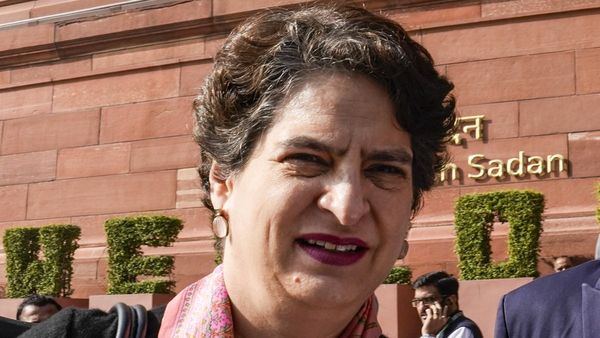 राहुल नहीं, Priyanka Gandhi बनेंगी पीएम! गांधी परिवार के इस शख्स ने किया बड़ा खुलासा