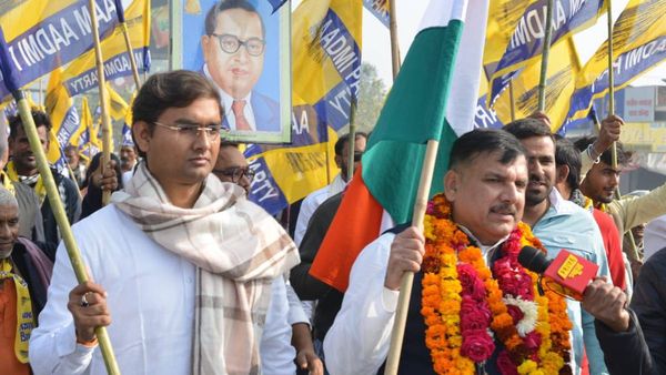 मुरादाबाद में AAP की 'वोट बचाओ, संविधान बचाओ' पदयात्रा में संजय सिंह बोले- वोट रहेगा तभी संविधान बचेगा