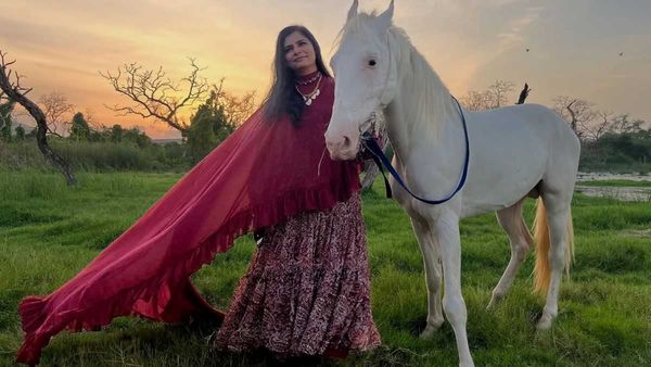 फेमस सिंगर को न्यूड फोटो के साथ मिल रहीं धमकियां! Chinmayi Sripada ने VIDEO जारी कर बताई एक-एक बात