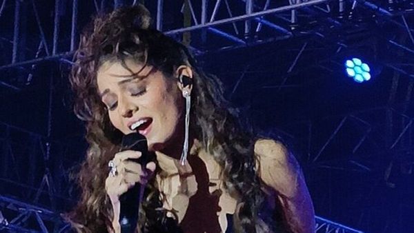 Sunidhi Chauhan: 'हॉट कपड़ों के लिए Hot बदन भी चाहिए', क्यों सुनिधि चौहान पर भड़के लोग? वायरल हुआ Video