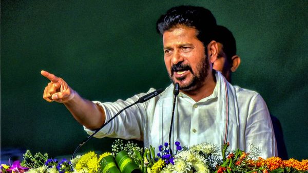 Revanth Reddy Controversy: CM रेवंत रेड्डी के बयान पर बवाल, हिंदू देवी-देवताओं पर टिप्पणी से गरमाई सियासत