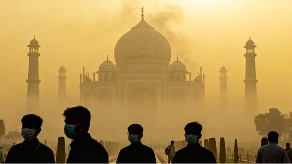 UP AQI Update: दिल्ली से भी ज्यादा जहरीली UP की हवा? गाजियाबाद-नोएडा में संकट! जानें लखनऊ समेत जिलेवार हाल?