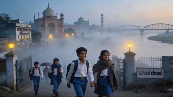 UP Weather Update: कोहरे से इन 18 जिलों में विजिबिलिटी जीरो, कहां-कहां स्कूल बंद? मौसम का पूरा अपडेट