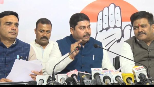 MP Rewa: डभौरा नगर परिषद भर्ती घोटाला, कांग्रेस का आरोप– व्यापम जैसी साजिश, हजारों करोड़ के भ्रष्टाचार का दावा