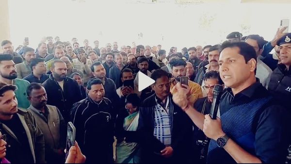 MP News Datia: कलेक्टर स्वप्निल वानखड़े का पटवारियों को दो टूक जवाब – 