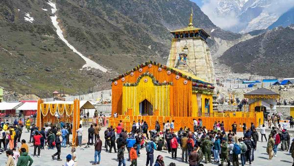 Year Ender 2025: चार धाम यात्रा ने लिखा आस्था का नया अध्याय, क्या-क्या रहा इस बार खास?