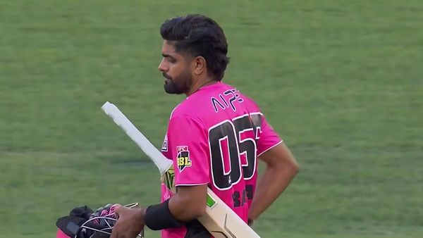 BBL VIDEO VIRAL: बाबर आजम का शिकार करते ही स्टोइनिस हुए बेकाबू, गुस्से में ये क्या कर दिया?