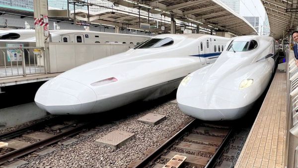 Bullet Train Update: भारत की पहली बुलेट ट्रेन की लॉन्च डेट आई सामने, कितनी होगी स्पीड और कौन-सा होगा रूट?