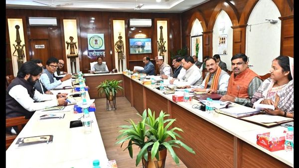 Chhattisgarh News: कैबिनेट बैठक में लिए गए अहम फैसले, शिक्षा, आईटी और स्वास्थ्य क्षेत्र को मिलेगा नया विस्तार