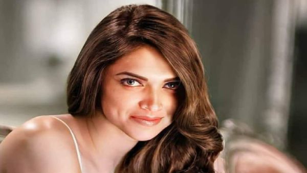 Deepika Padukone Caste: 40 की हुईं बॉलीवुड की 'मस्तानी', सिंधी से की है शादी, जानिए क्या है कास्ट?