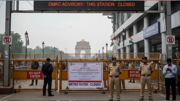Delhi Metro Close: 26 जनवरी के दिन दिल्ली के इन मेट्रो स्टेशनों के गेट रहेंगे बंद, DMRC ने जारी की एडवाइजरी