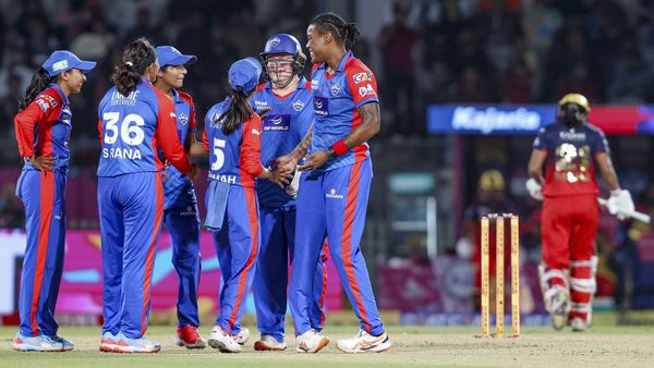 WPL 2026 Points Table: दिल्ली ने तोड़ा RCB का घमंड, मुंबई को भी पछाड़ा, प्लेऑफ की रेस हुई मजेदार