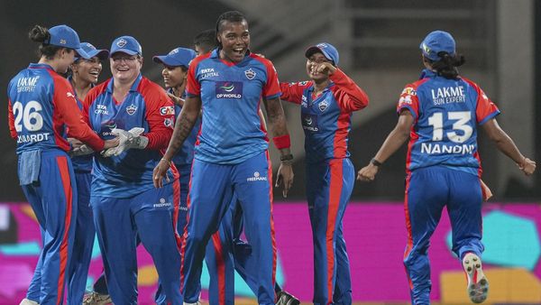 WPL 2026: दिल्ली-गुजरात भिड़ंत को तैयार, पिछली बार बने थे 414 रन, क्या फिर लगेगा रनों का अंबार?