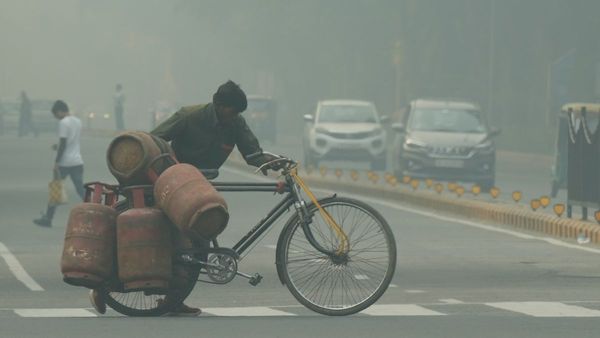 Delhi NCR Weather: आज 13 जनवरी को कैसा रहेगा दिल्ली-एनसीआर का मौसम! बारिश पर आया बड़ा अपडेट