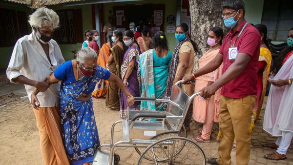 Divyang Pension: दिव्यांगों को हर महीने मिलेंगे 6000 रुपये, जानें क्या हैं शर्तें और कैसे करें आवेदन?