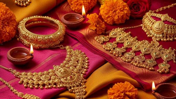 Gold Rate Today: खरमास खत्म होते ही सोने ने पकड़ी रफ्तार, शनिवार को उछाल के बाद आज क्या हैं गोल्ड का भाव?
