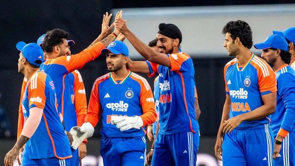 India vs New Zealand Tickets: भारत-न्यूजीलैंड ODI में सबसे कम प्राइस में टिकट, इंदौर के फैंस के पास बड़ा मौका