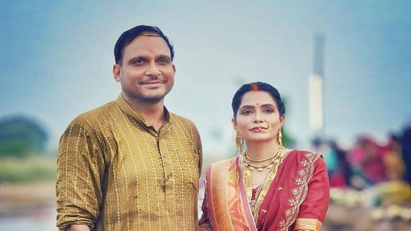 IPS Love Story: कम उम्र में शादी और तलाक के बाद बनीं आईपीएस, बेस्ट सेलर लेखक से हुआ प्यार, अब हैं पावर कपल