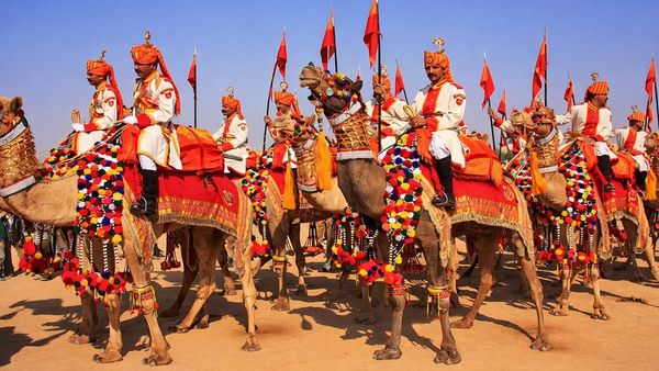 Jaisalmer Desert Festival 2026: रेगिस्तान में मचेगी धूम, मिस्टर डेजर्ट से लेकर ऊंट डांस तक देखिए पूरा शेड्यूल