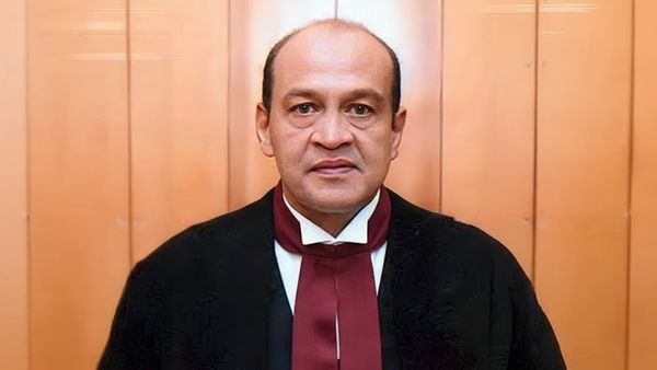 Justice Yashwant Varma Cash Controversy: जस्टिस यशवंत वर्मा को SC से नहीं मिली राहत, महाभियोग का रास्ता साफ