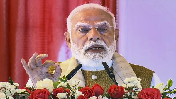 Mann Ki Baat: साल के पहले मन की बात में बोले PM- 'वोटर बनने का उत्सव मनाएं', स्टार्टअप इंडिया का भी किया जिक्र