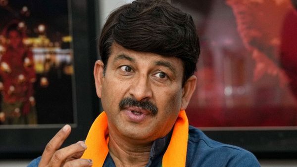 Manoj Tiwari Mumbai house theft: BJP सांसद मनोज तिवारी के घर में चोरी, आधी रात को उड़ा ले गया लाखों रुपए