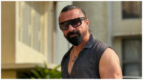 Ajaz Khan MMS Leak: एजाज खान का पर्सनल वीडियो वायरल, सोशल मीडिया पर आग की तरह फैल रहा