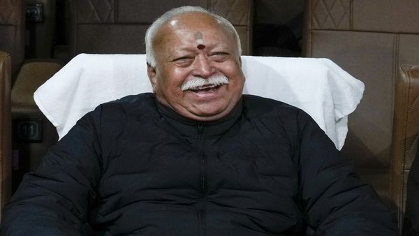 Nagpur Nikay Chunav: नागपुर में संघ प्रमुख मोहन भागवत ने वोट डालने के बाद किया महाभारत का जिक्र