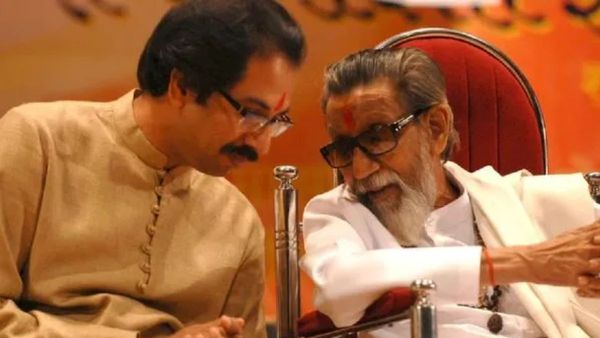 हिंदुहृदयसम्राट से समझौतावादी राजनीति तक: क्या उद्धव ठाकरे ने सत्ता के लिए विचारधारा का सौदा किया?