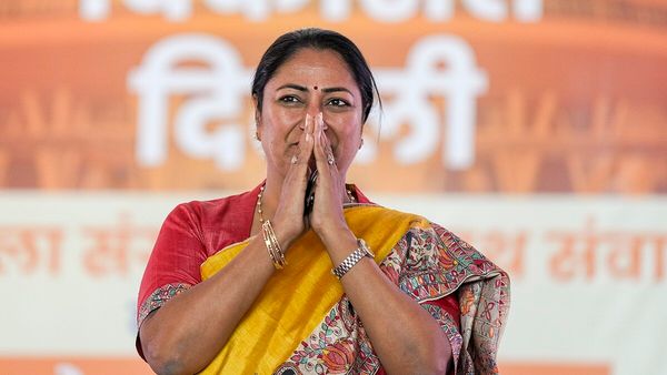 Delhi News: गंदगी और धूल से जंग! MCD को ₹500 करोड़ की बड़ी सौगात, CM रेखा गुप्ता का मास्टरप्लान