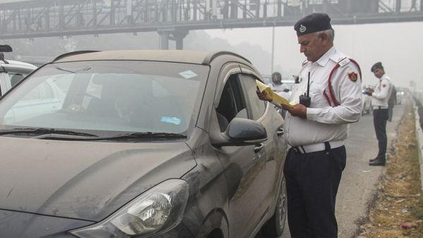 Republic Day Parade Traffic Advisory: 26 जनवरी के लिए Delhi में ट्रैफिक एडवाइजरी जारी, ये रास्ते बंद-LIST