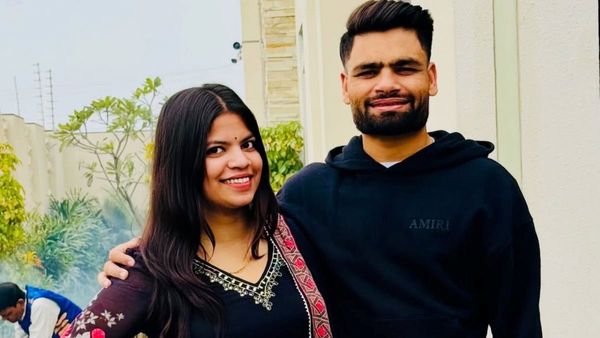 रिंकू सिंह का बचाव करते हुए बहन ने खड़ा किया नया विवाद, माफ़ी मांगकर किसे दिया अंधभक्त का सर्टिफिकेट