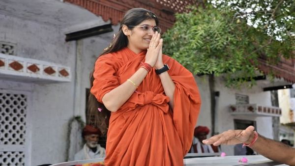 Sadhvi Prem Baisa Last Rites: पैतृक गांव परेऊ में होगा अंतिम संस्कार, पिता की भूमिका पर क्यों उठे सवाल?